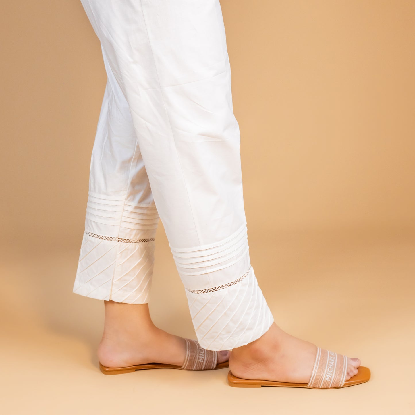 COTTON CAPRI LOOKED PINTEX TROUSER